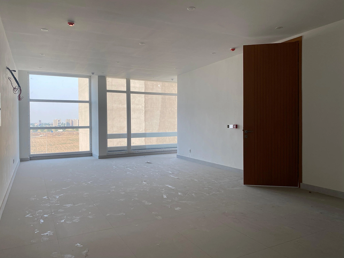 4 Marla Complete Commercial Plaza For Rent DHA Lahore-