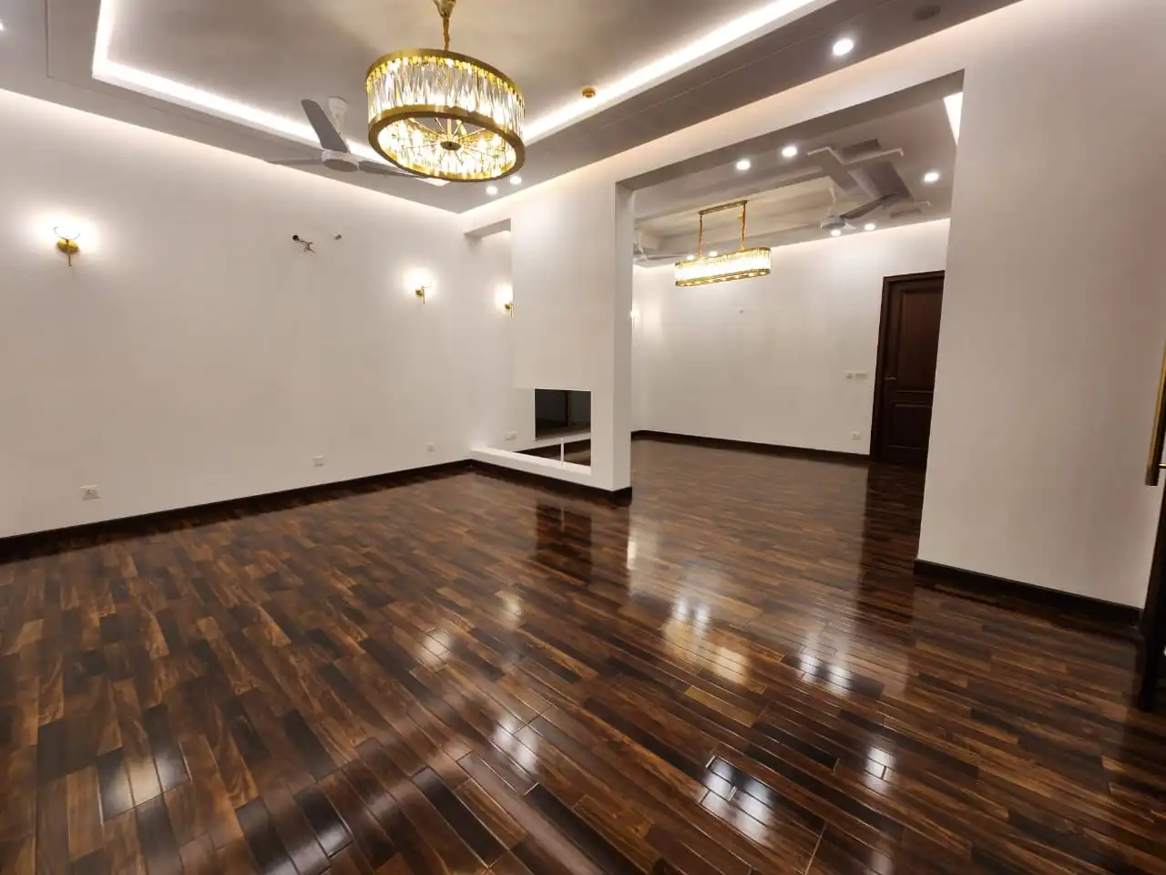 A Modren Brand New 1 Kanal DHA Phase 7