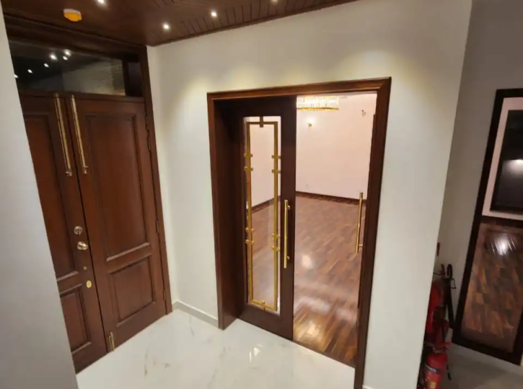 A Modren Brand New 1 Kanal DHA Phase 7