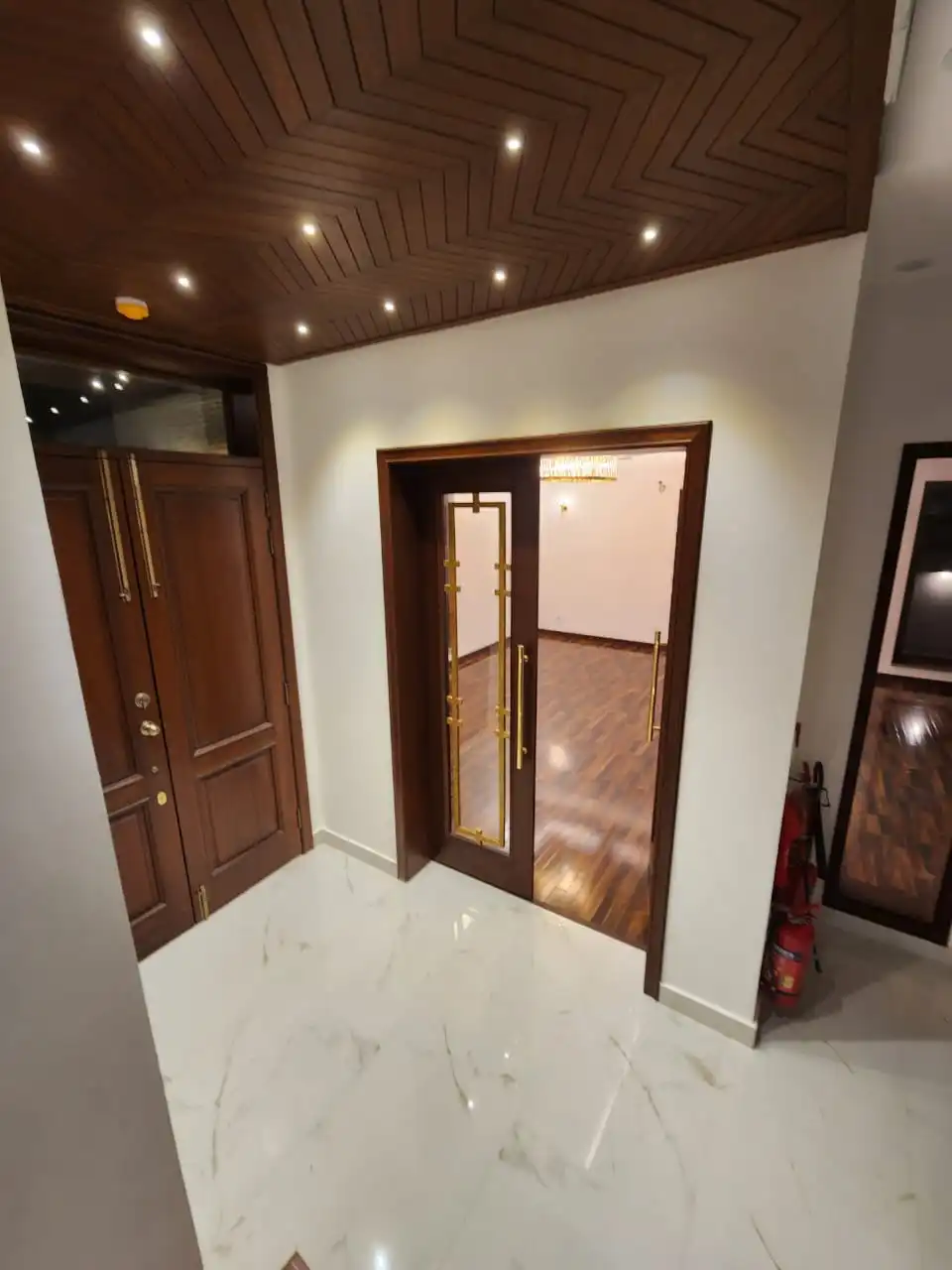 A Modren Brand New 1 Kanal DHA Phase 7