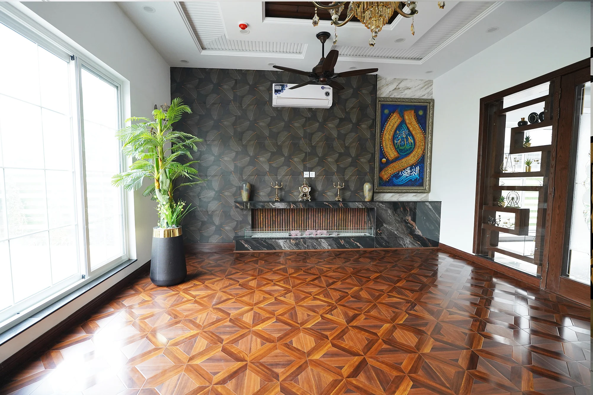 1 Kanal Luxury Fully Automatic Home