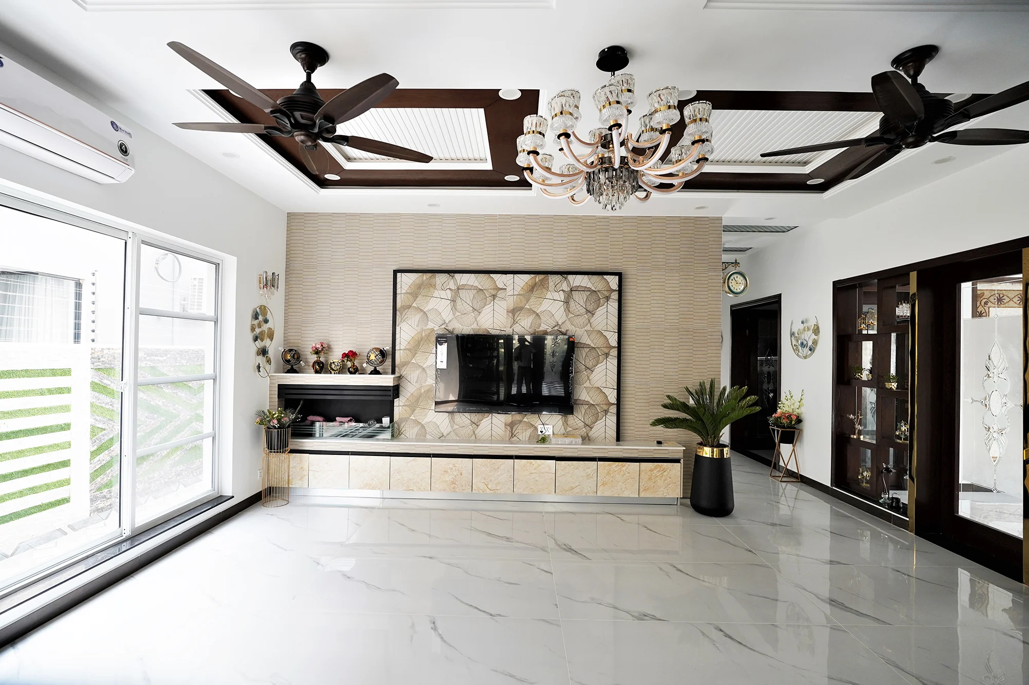 1 Kanal Luxury Fully Automatic Home