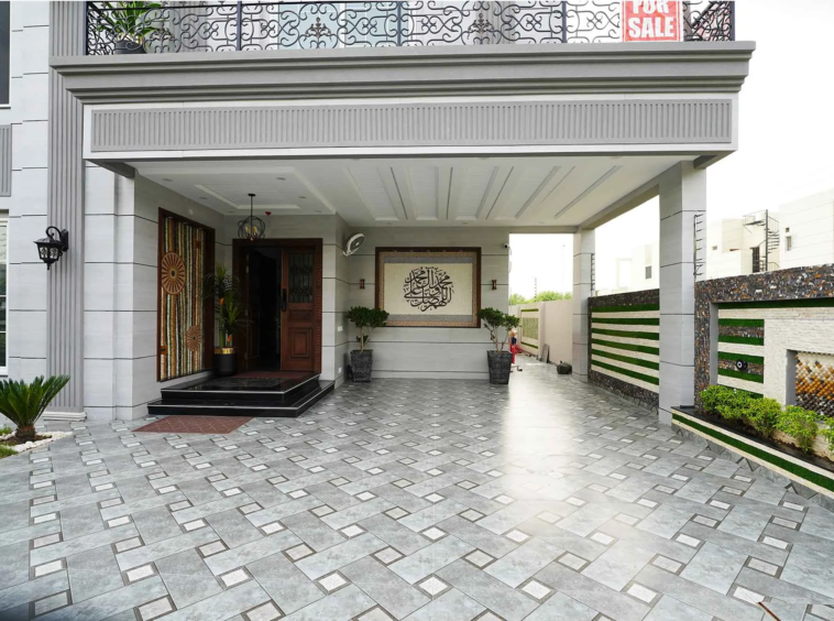 1 Kanal Luxury Fully Automatic Home