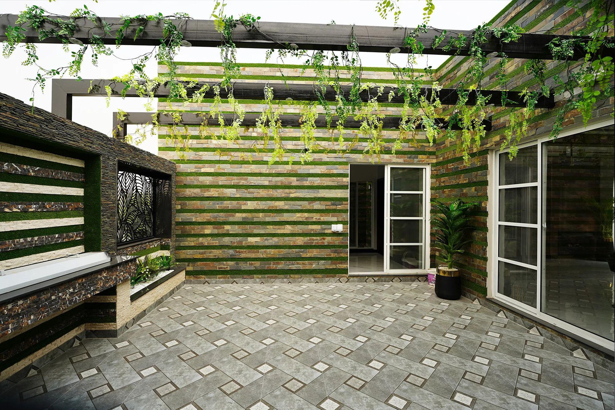 1 Kanal Luxury Fully Automatic Home