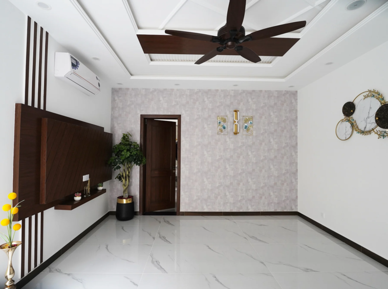 1 Kanal Luxury Fully Automatic Home