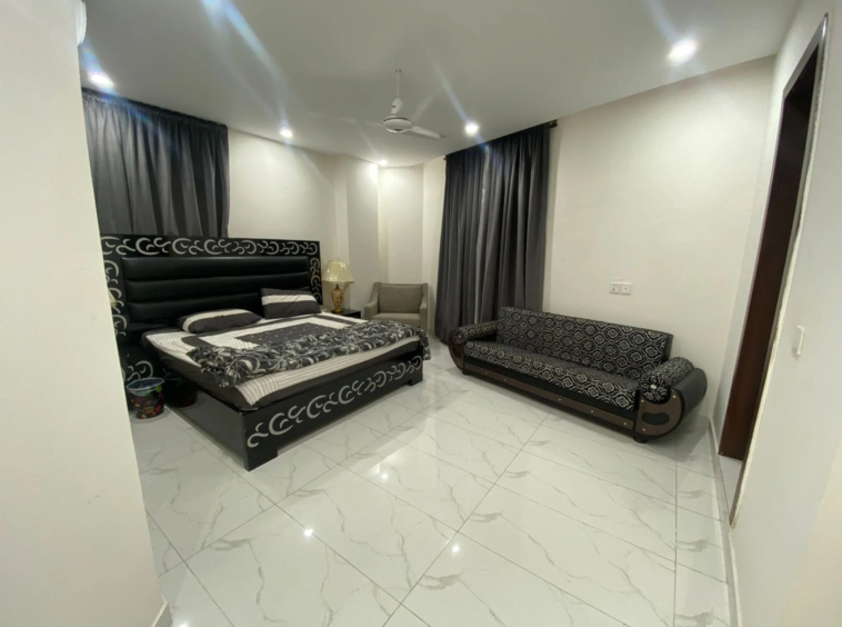 Apartment for Rent in Gulberg