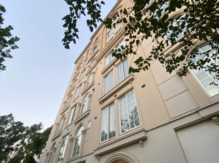 Apartment for Rent in Gulberg Lahore