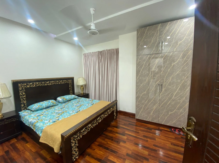 Apartment for Rent in Gulberg
