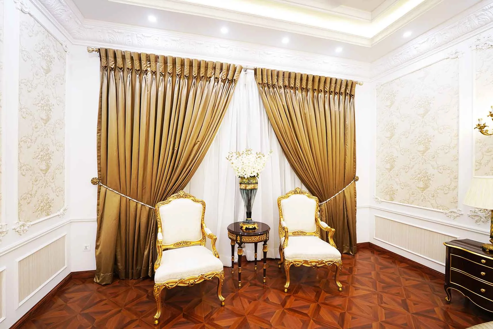 2 Kanal Fully Furnished Luxury House in DHA Lahore