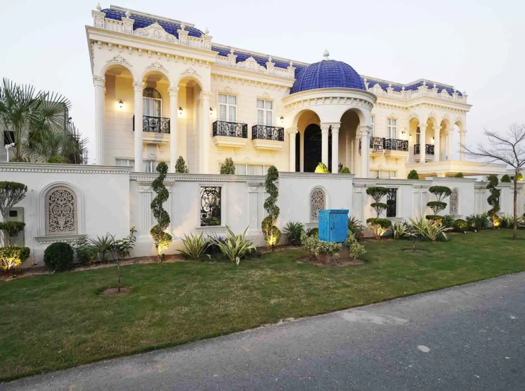 2 Kanal Fully Furnished Luxury House in DHA Lahore