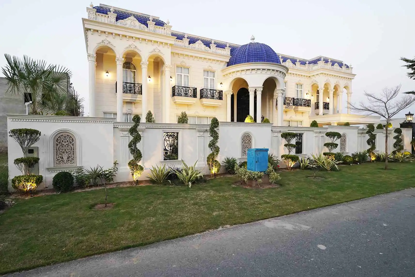 2 Kanal Fully Furnished Luxury House in DHA Lahore