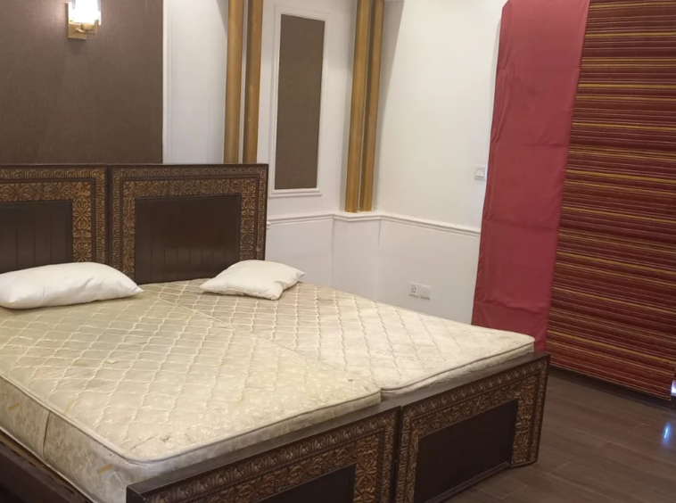 Beautiful Luxury Home for Rent DHA Phase 6 Lahore