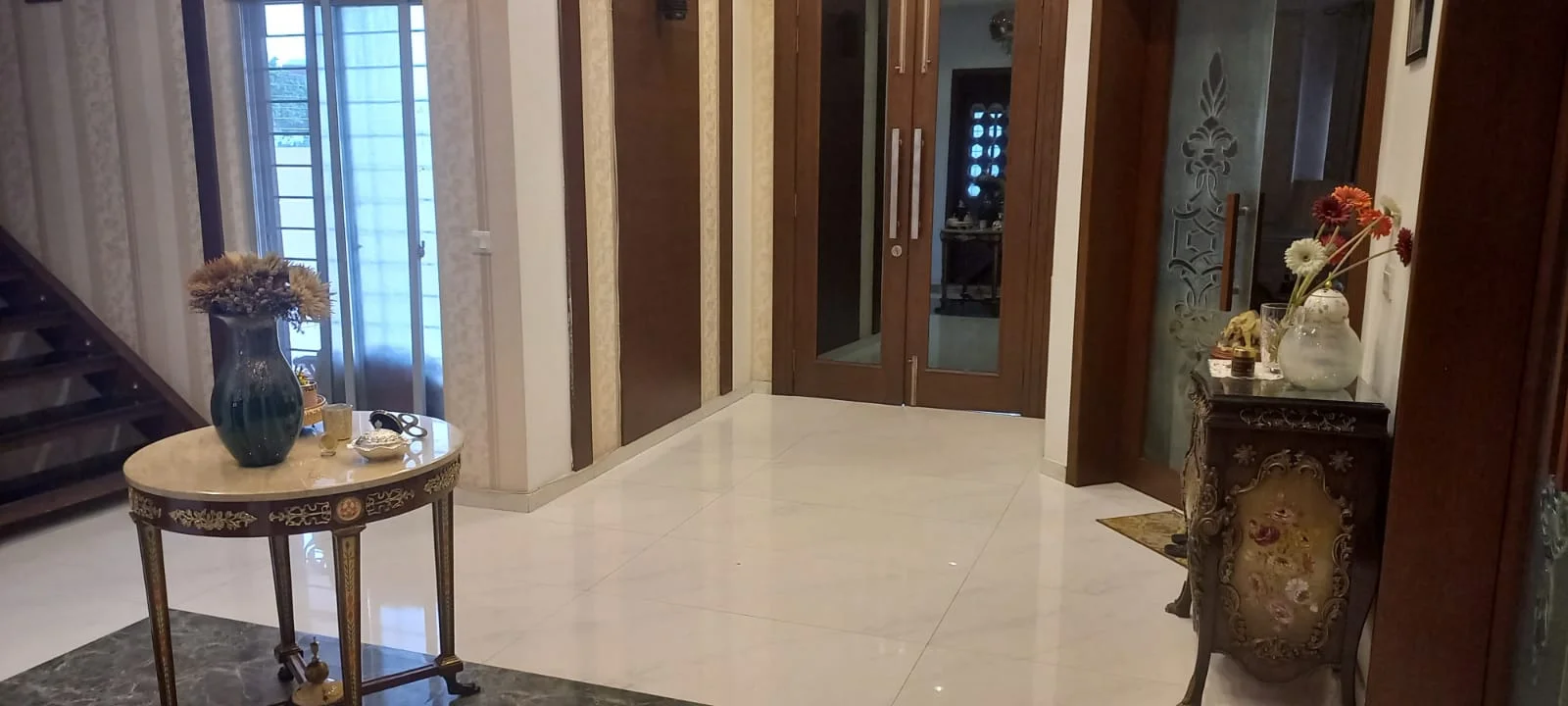Beautiful Luxury Home for Rent DHA Phase 6 Lahore
