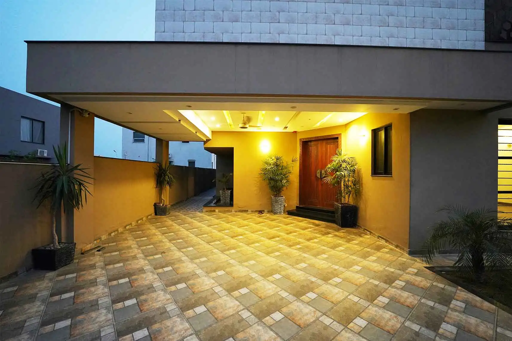 Stunning 1 Kanal House for Sale in DHA Phase 7 Lahore