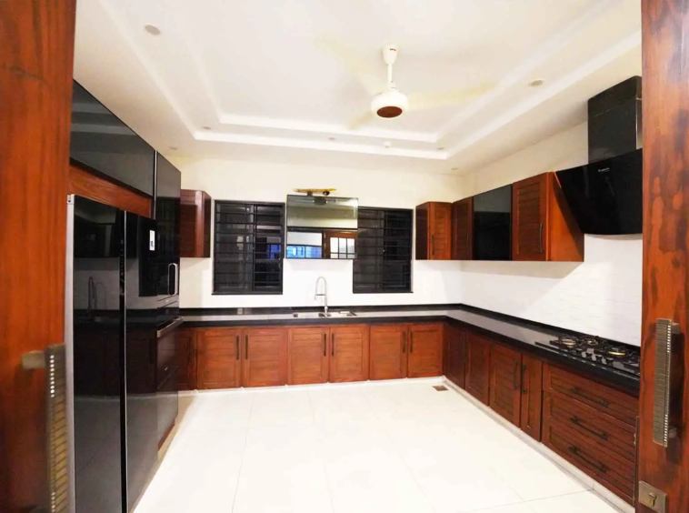 Stunning 1 Kanal House for Sale in DHA Phase 7 Lahore