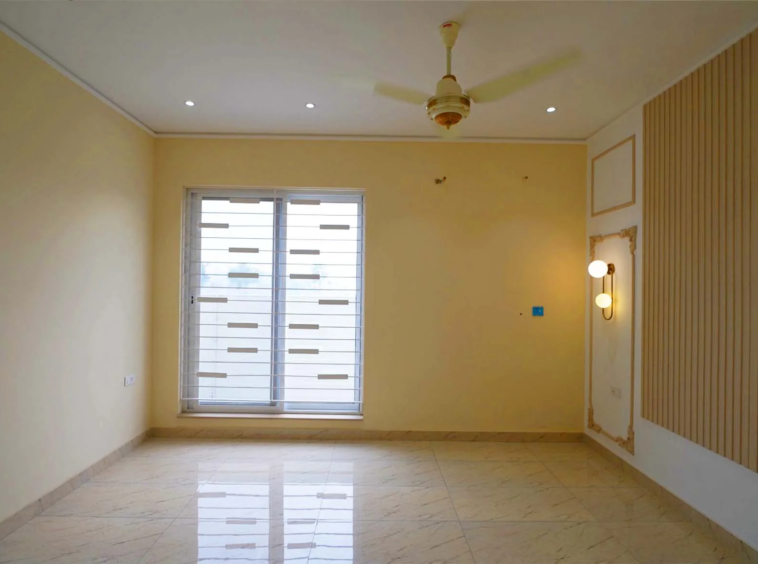 1 Kanal House for Sale in DHA Phase 7 Lahore