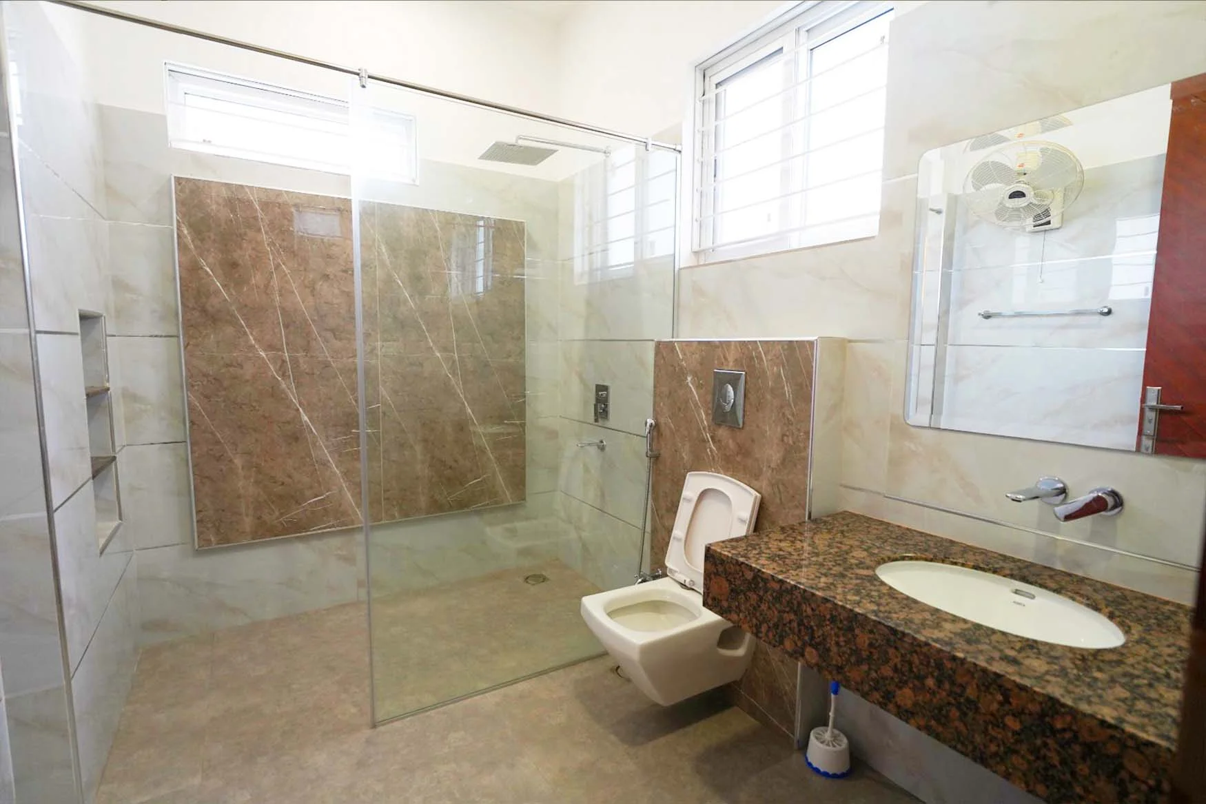 1 Kanal House for Sale in DHA Phase 7 Lahore