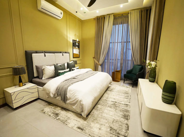 Luxury Fully Furnished 1 Kanal House in DHA Lahore