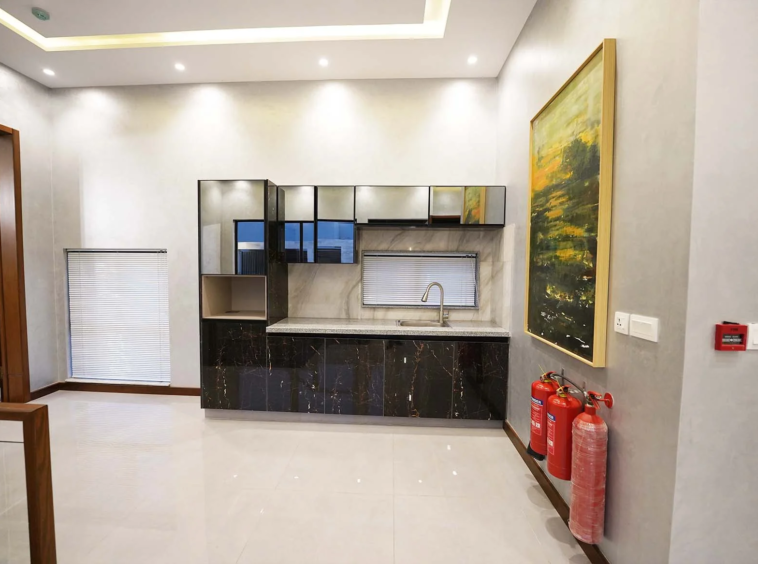 Luxury Fully Furnished 1 Kanal House in DHA Lahore