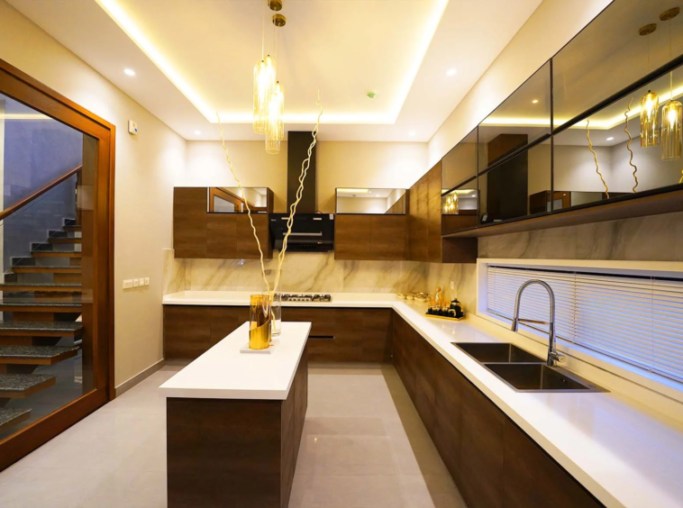 Luxury Fully Furnished 1 Kanal House in DHA Lahore