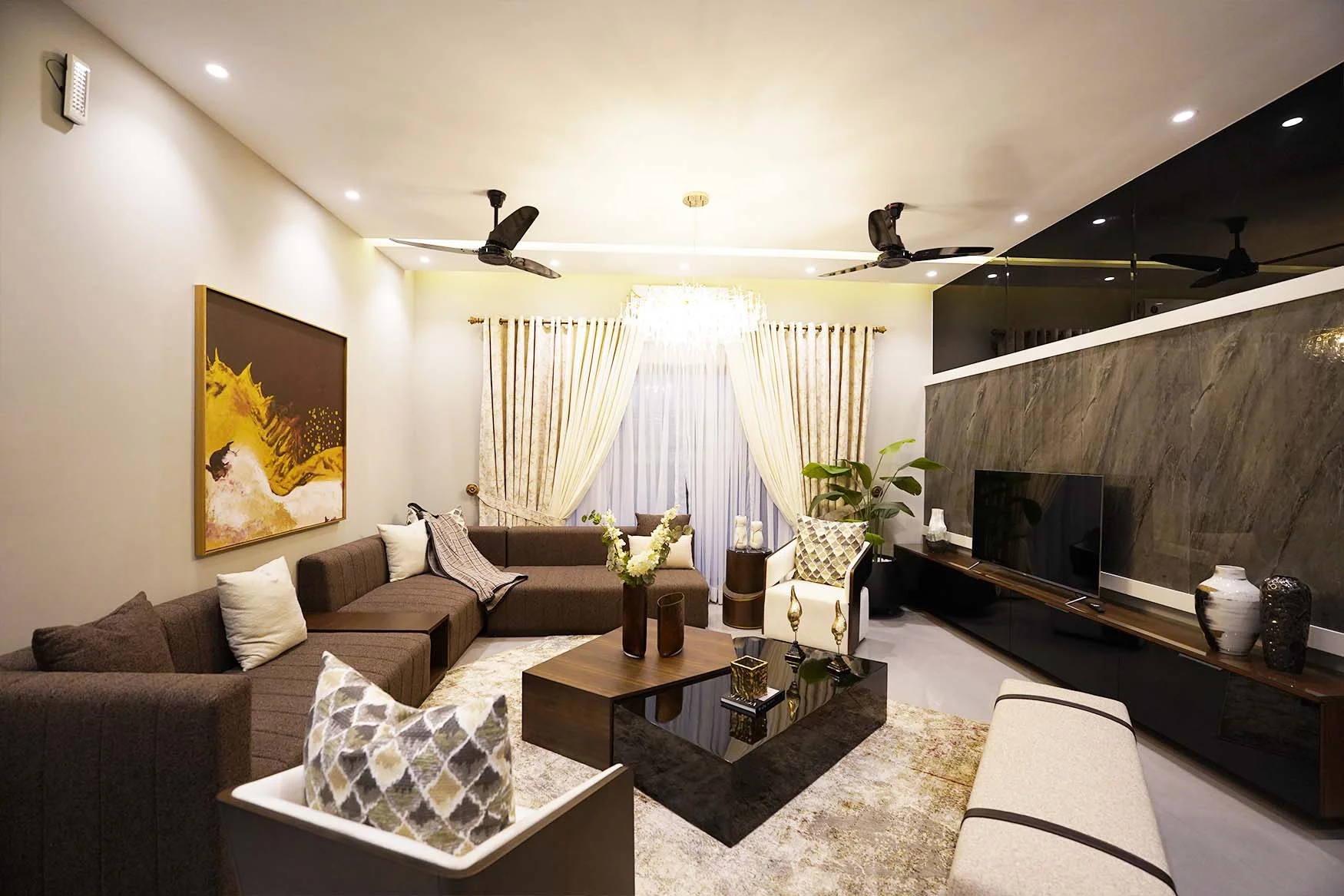 Luxury Fully Furnished 1 Kanal House in DHA Lahore