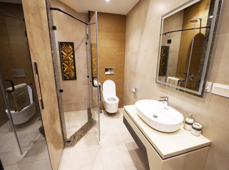 Luxury Fully Furnished 1 Kanal House in DHA Lahore