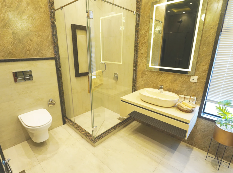 Luxury Fully Furnished 1 Kanal House in DHA Lahore