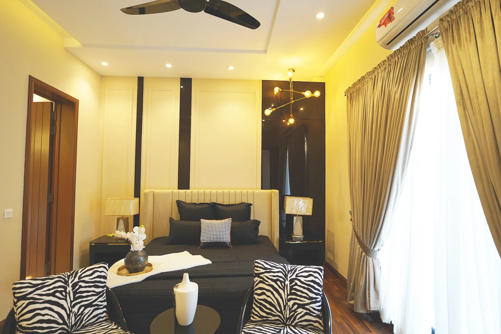 Luxury Fully Furnished 1 Kanal House in DHA Lahore