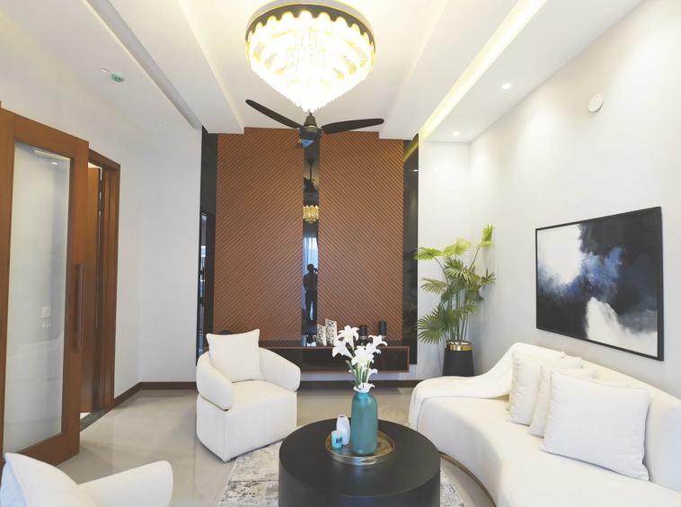 Luxury Fully Furnished 1 Kanal House in DHA Lahore