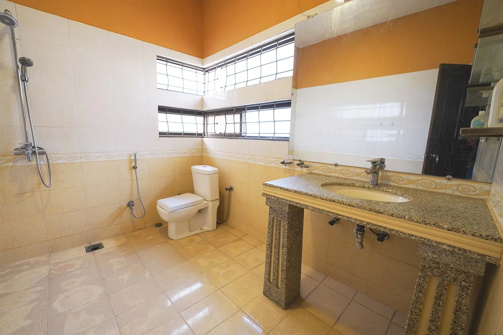 Stunning 2 Kanal House For Sale in Phase 8 DHA Lahore