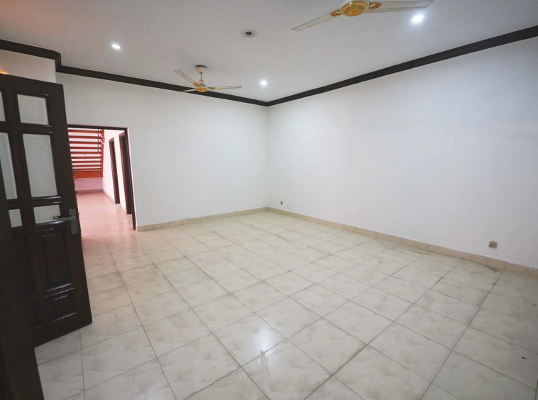 Stunning 2 Kanal House For Sale in Phase 8 DHA Lahore