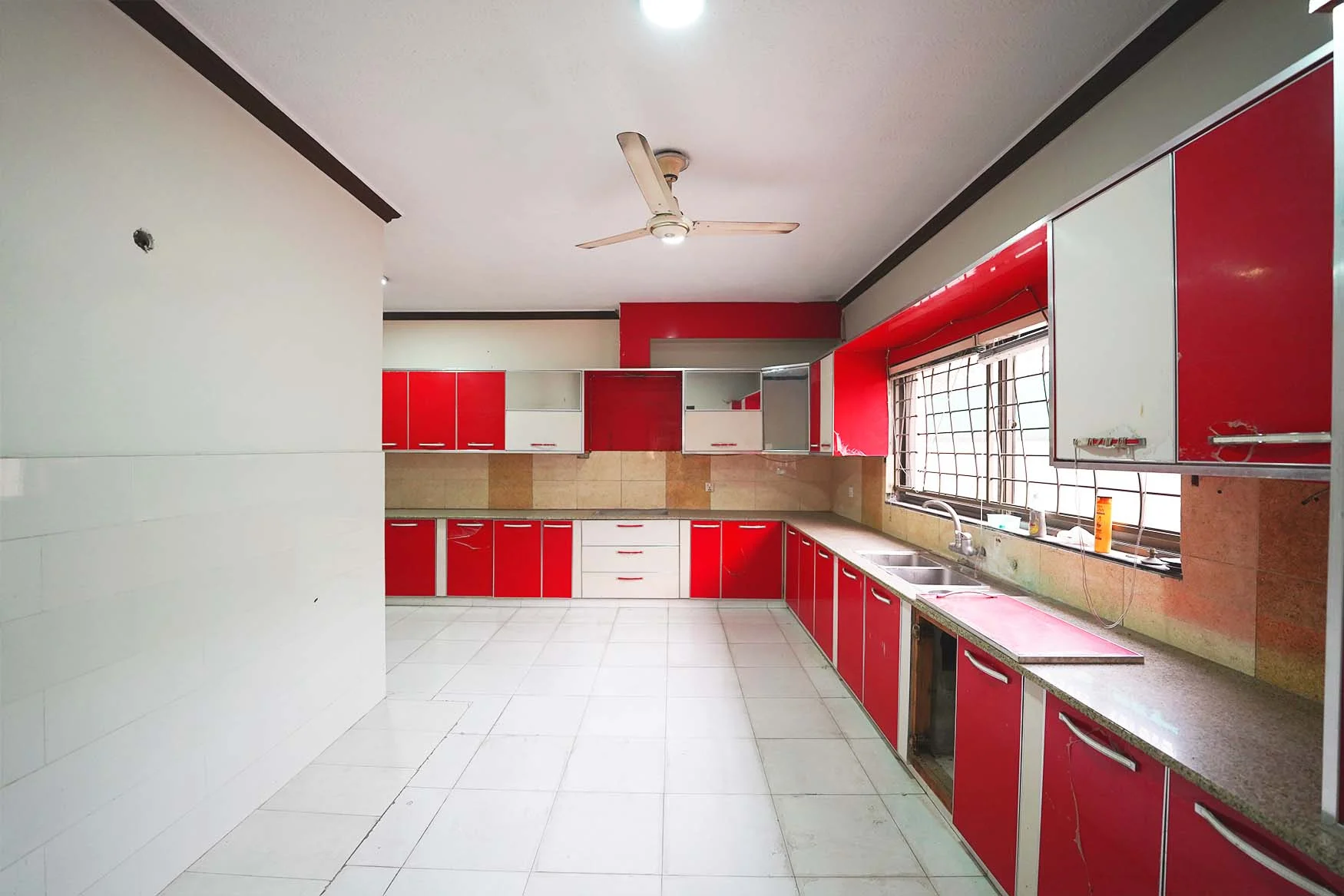 Stunning 2 Kanal House For Sale in Phase 8 DHA Lahore