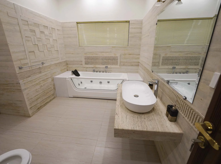 1 Kanal House for Sale in DHA Phase 6 Lahore Spacious & Elegant Living