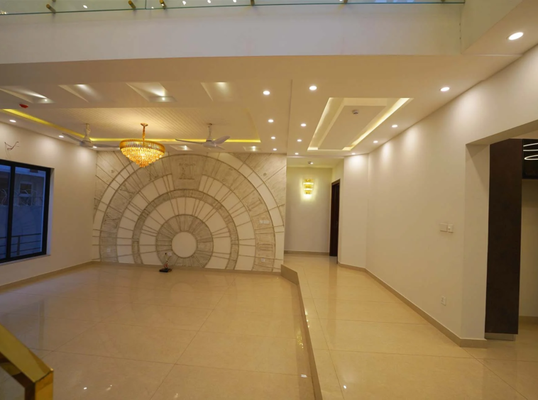1 Kanal House for Sale in DHA Phase 6 Lahore Spacious & Elegant Living