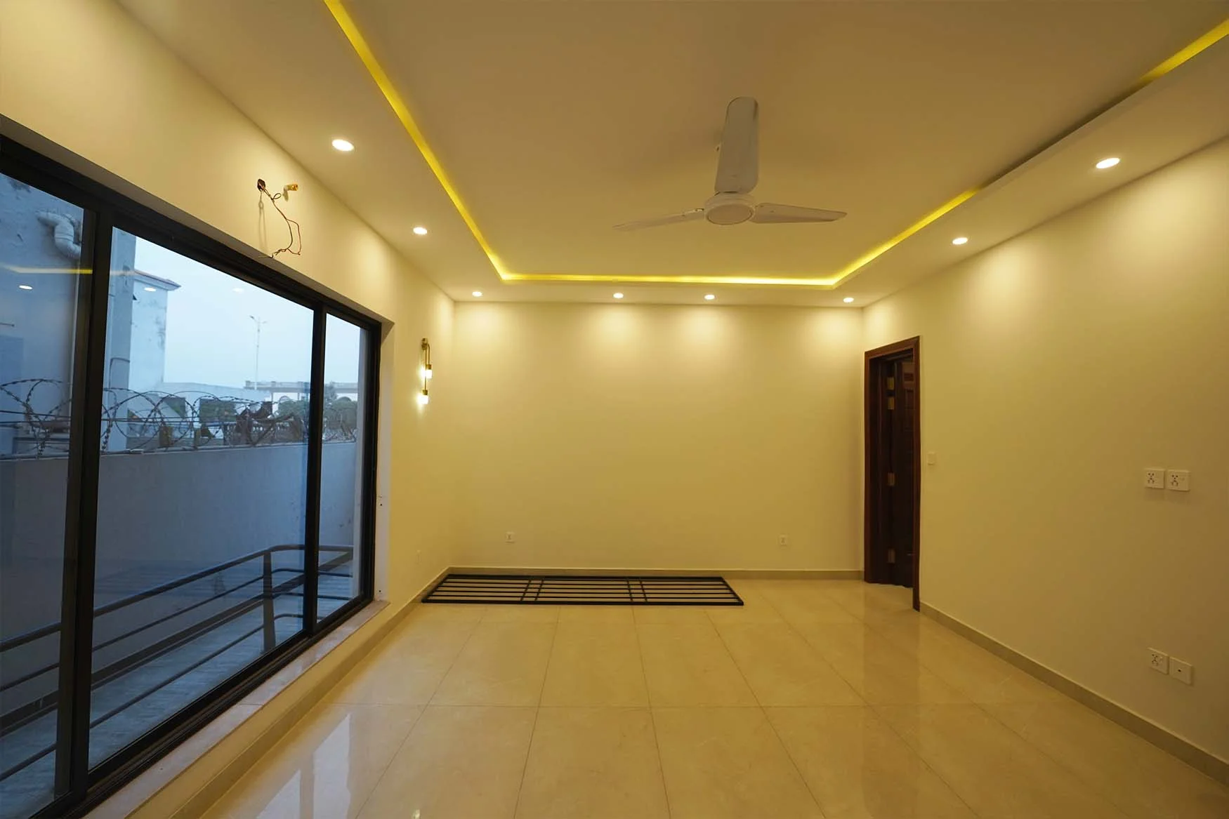 1 Kanal House for Sale in DHA Phase 6 Lahore Spacious & Elegant Living